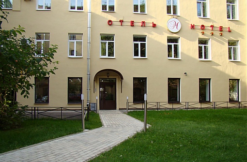 М-отель - фасад